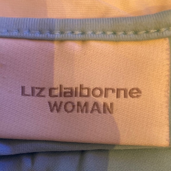 Liz Claiborne Tank Top Women's Size 3 Pale Blue Sleeveless Casual Shirt - Picture 3 of 5